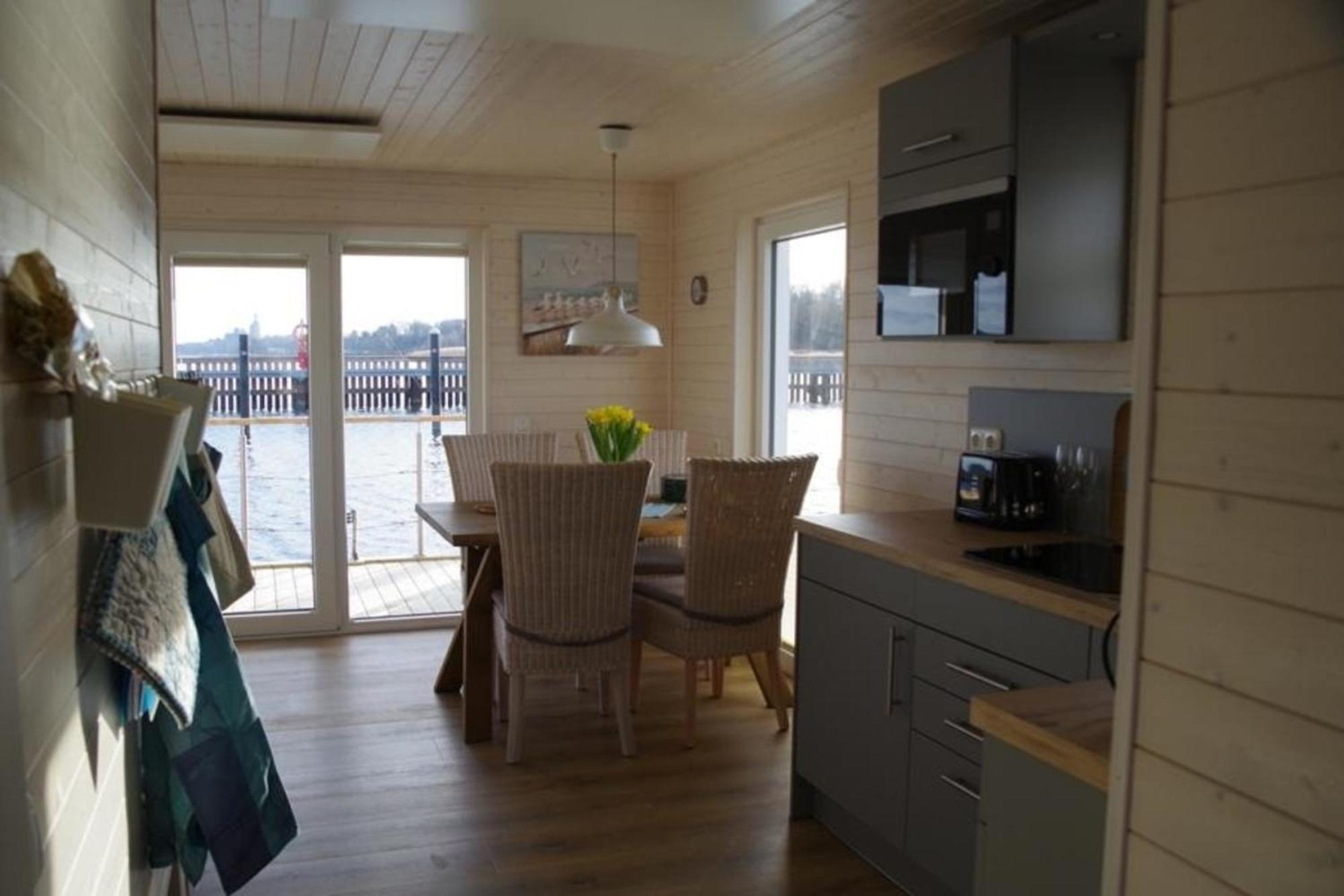 Hausboot Liliput Hotel Stralsund Exterior foto