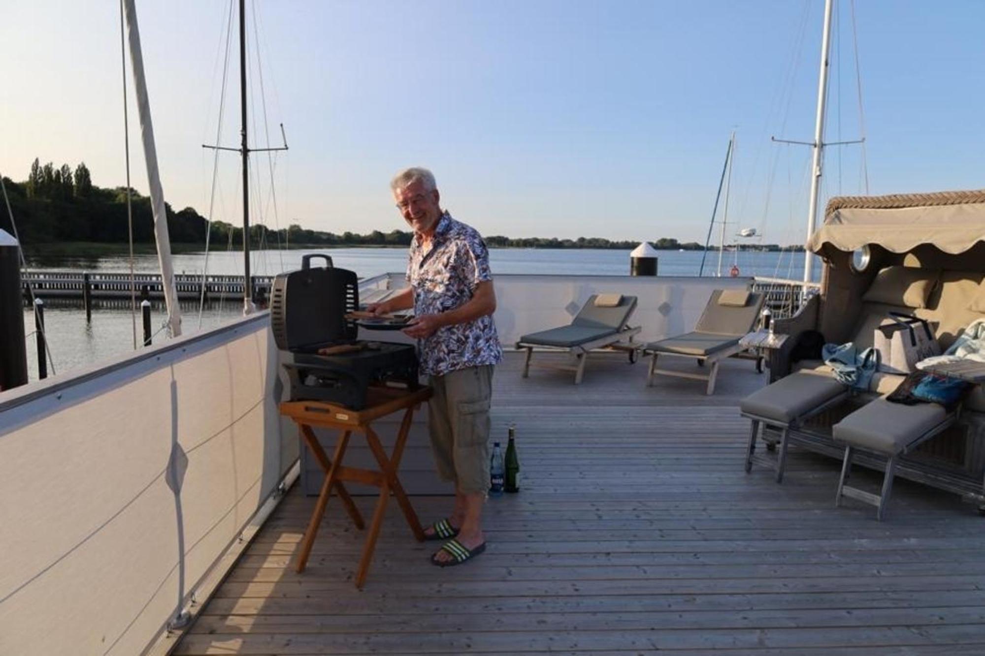 Hausboot Liliput Hotel Stralsund Exterior foto