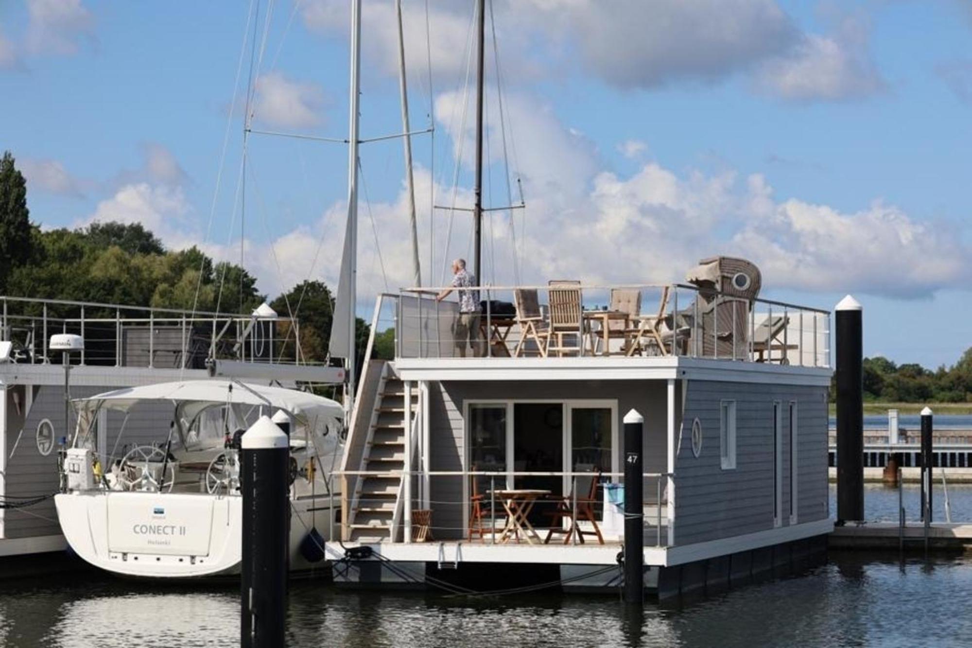 Hausboot Liliput Hotel Stralsund Exterior foto