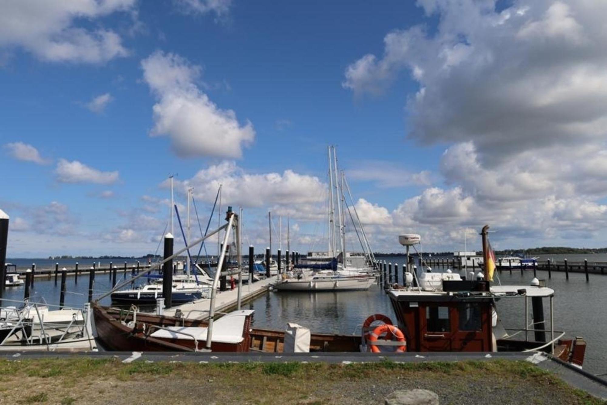 Hausboot Liliput Hotel Stralsund Exterior foto